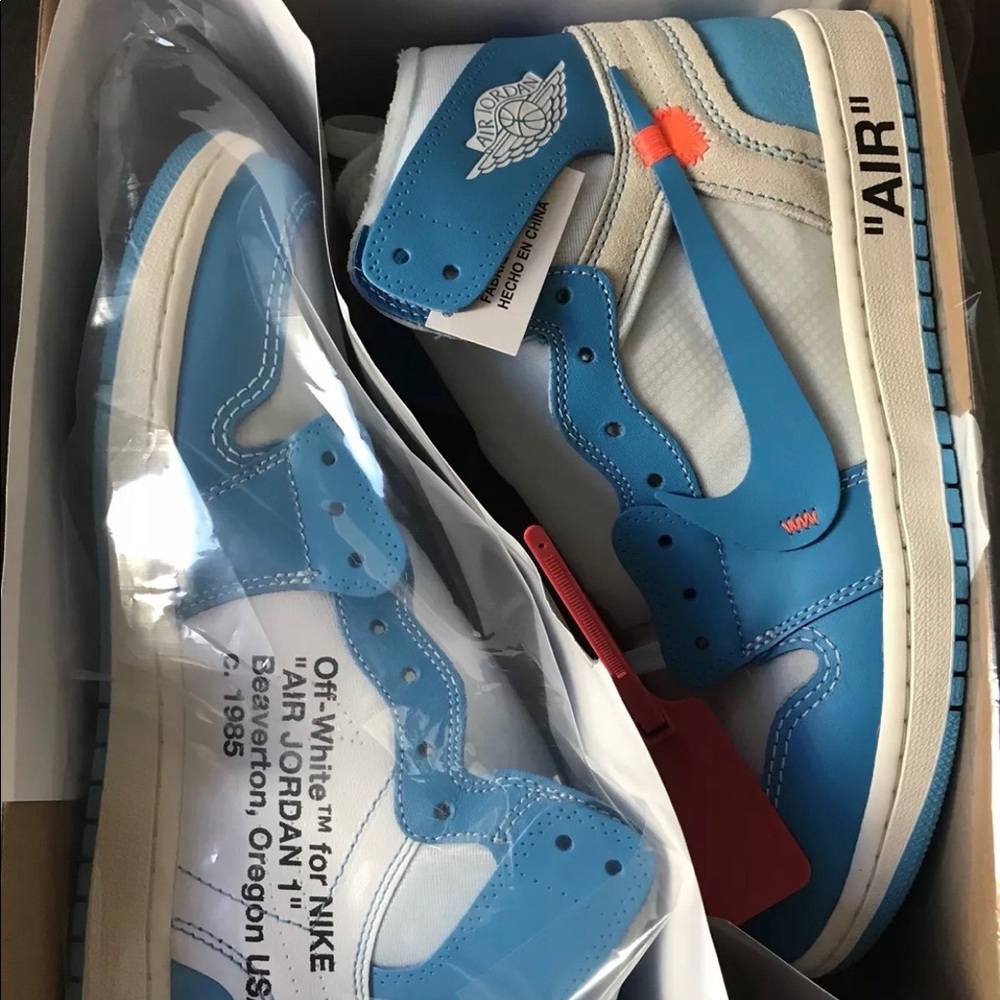 Air Jordan Off White 1 UNC